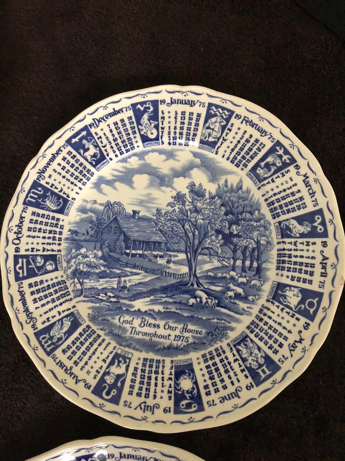 Alfred Meakin calendar plates in SS11 Basildon for £5.00 for sale Shpock