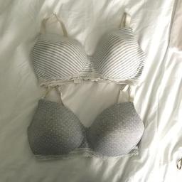 Only worn a few times. Selling as too big for me.
2 x Blooming Marvellous Mothercare nursing bra wireless padded size 40DD. Good condition
£5 for the lot. Collection from Bayston Hill or happy to post for additional cost.