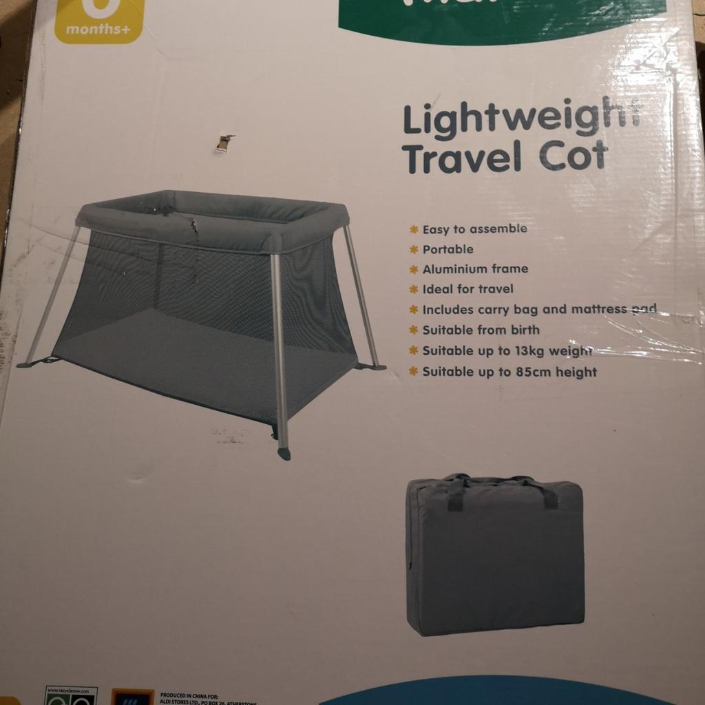 Aldi lightweight outlet travel cot