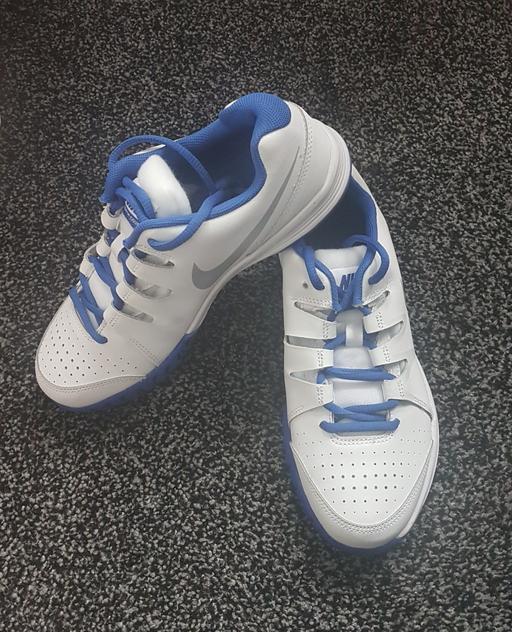 Buy & Sell West Midlands Dudley - Photos for NIKE VAPOR COURT TRAINERS. UK SIZE 4.5