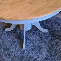 Table is in great Condition not original matching chairs these do have some wear and tear slight chip on table leg (see photo)
120cm across