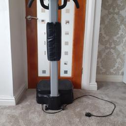 Bodi-tek Home Gym vibration toning machine..light Use.. 5 speeds. on wheels very light and easy to move around.