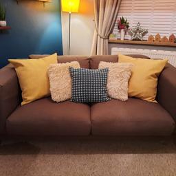 Immaculate condition!!

2 seater sofa (sits 3) just as new as other sofa is the main seating and this one has hardly ever been used! Excellent condition. Smoke and pet free home.

Photos don't do it justice it's such a beautiful sofa and would look elegant in any home!