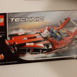 Lego Technic nuovo sigillato (regalo doppio). vendo con consegna a mano zona Lodi