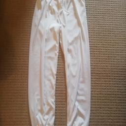 Lovely white ribbed joggers size 10-12 new