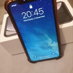 brand new iphone xr 64gb in black. unlocked to all networks. got this for my birthday present but bought a new iphone. really good phone and quality speaks for it self. comes with box , headphones and charger.