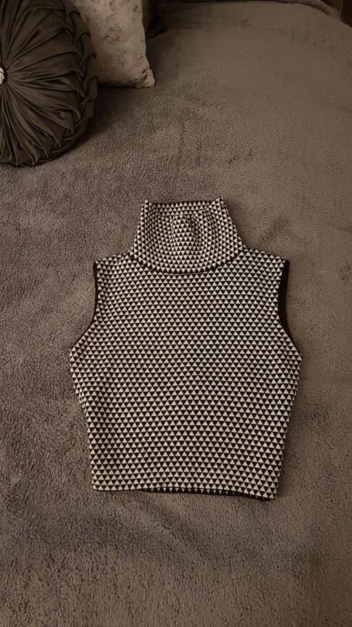 Buy & Sell North London Harringay - North London - Photos for cropped jumper