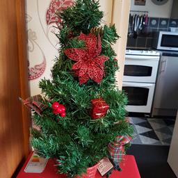 Approx 2 feet high in red pot
Cones with attached ornaments and lights (Battery lit)
Only used once last year
Collection only from Horwich BL6 6PA