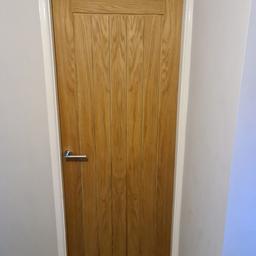 Beautiful Oak Internal Door. Hardware included - Selling due to merging 2 rooms into 1. 
2 months old - cost £90, handle £25, grab a bargain @ £50
27 x 77
Collection only - Ditton, Widnes