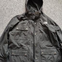 men's large North Face black jacket worn once. 
in good condition.
collection only from b31.