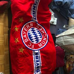 Verkaufe ein noch nie benutztes Bayern München Handtuch