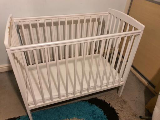 Buy & Sell West Midlands Birmingham - Photos for compact white baby cot