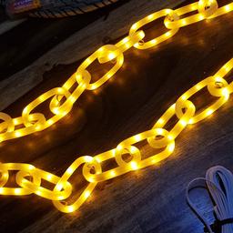 2 x 8foot
Christmas chain lights
30 foot exstention cable
on each light

Both in working order
only one power plug
but just fits standard fitting push end plug

£15 for both

can be used out side
Collection only b29