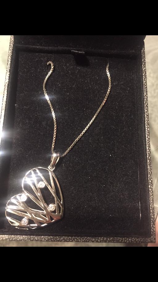 Buy & Sell West Midlands Birmingham - Photos for Heart necklace new silver