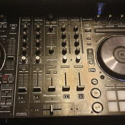 pioneer ddj rx not been gigged bought in lockdown, comes inside case with sliding draw for laptop to sit on,

delivery available but would prefer collection due to weight

will not take less