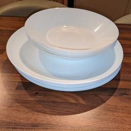 used but in good condition
5 soup plates
6 dinner plates (one has tiny chip on border)
from.ikea
