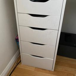 Very good condition, only the second draw from the top doesn’t open and close smoothly £55 in IKEA but selling for £20