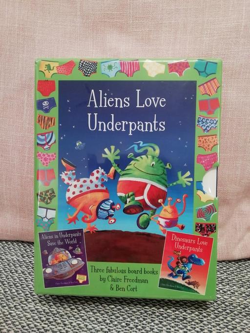 Buy & Sell West Midlands Wolverhampton - Photos for Brand new 3x Aliens love kids board books set