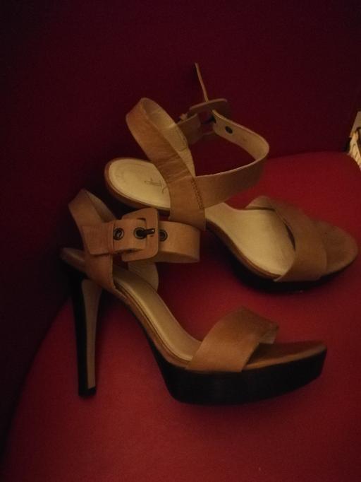 Buy & Sell South East London Tulse Hill - South East London - Photos for LEATHER SHOES. Size 7