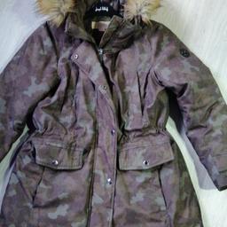 genuine ladies Michael Kors camo coat rrp £668 worn a couple of times fur around the hood to studded pockets on front with logo and on cuffs zip and popper front heavy thick coat logo on the arm. ovno, free local delivery