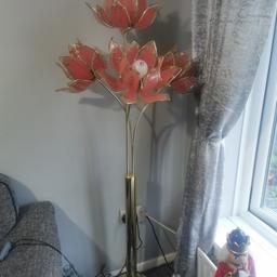 Lovey dimer floor lamp in very good condition in working order does have cuppel of scratches on the base comes with the bulbs PLEASE NO TIME WASTED PLEASE AND MUST COLLECT framwellgate moor durham