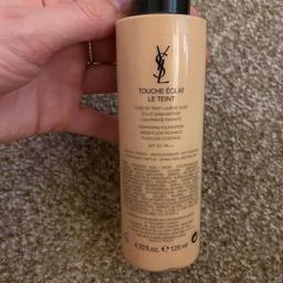Beautiful foundation only used 4/5 times

Not the correct shade (for my gf)

125ml bottle