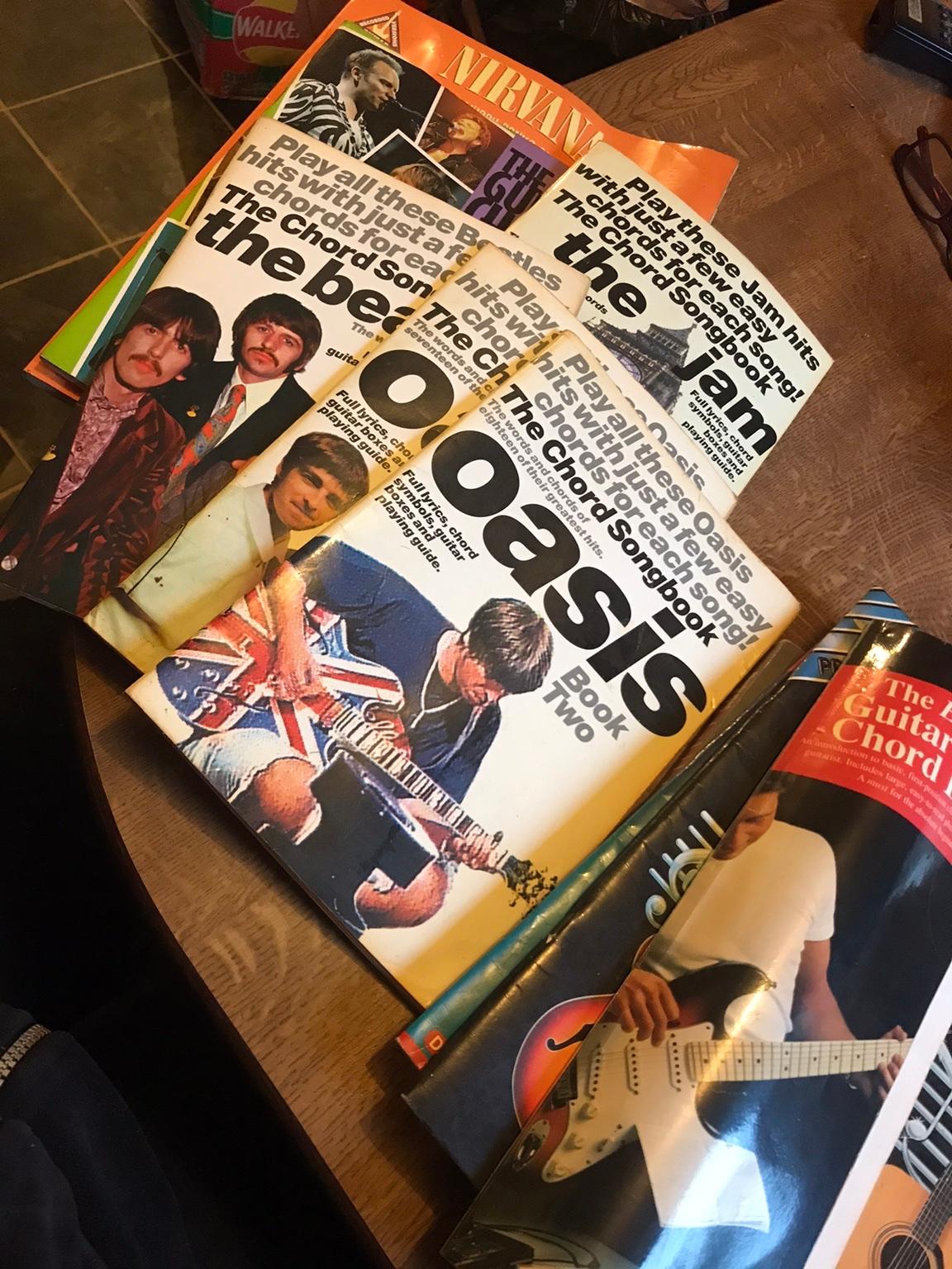 Guitar chord books in S61 Rotherham für £ 10,00 zum Verkauf | Shpock AT