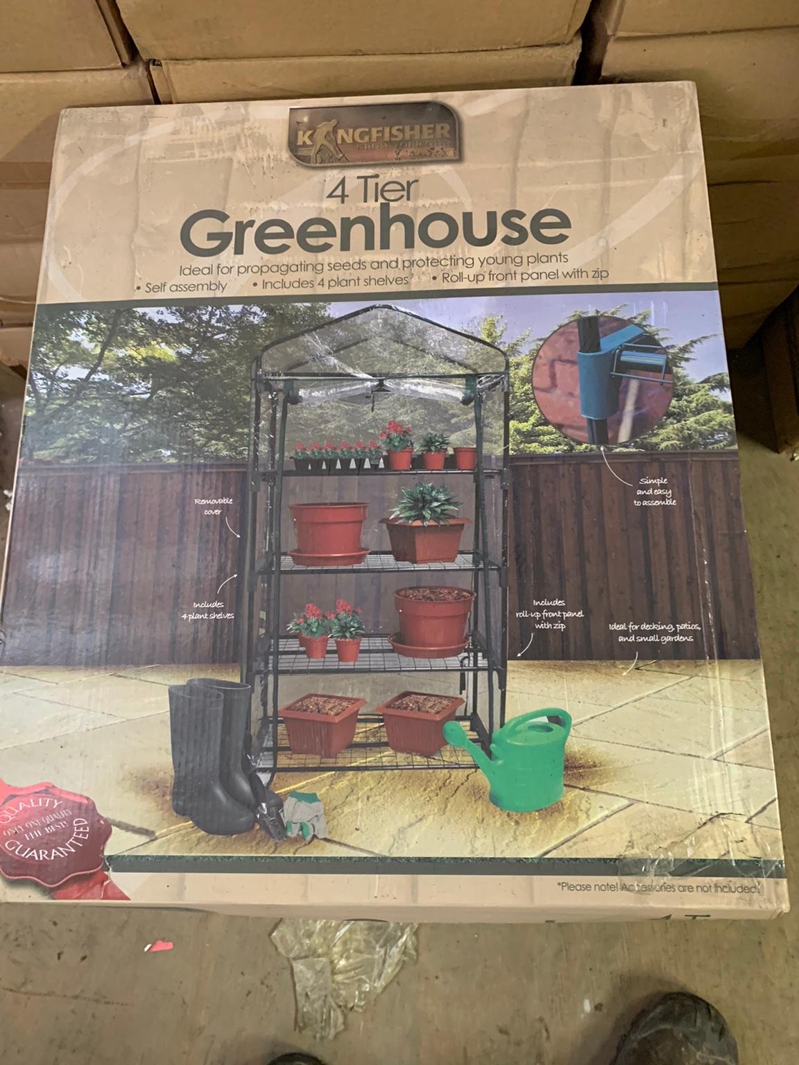 4 tier greenhouse set in S45 Derbyshire für £ 13,00 zum Verkauf Shpock AT