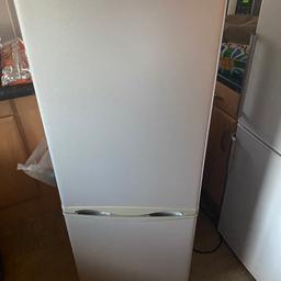 Curry’s fridge freezer nothing wrong with it might have a few slight marks here an there nothing major upgraded to a bigger fridge freezer as this is half the size of my bigger one. Will have to be collected and carried down by 2 people as I won’t be able to help being pregnant thanks.