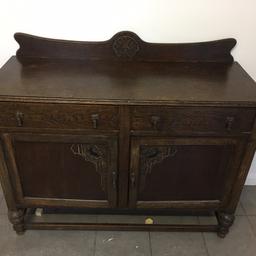 Nice wood dresser cabinet  for sale  Collection only
Could be oak as looks to mature and has age to it would look really nice in someone’s kitchen or living room it has bird designs on front both doors which are unique