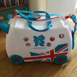 Very good condition, great storage and kiddie luggage