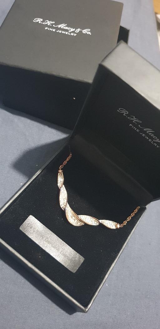 Buy & Sell North London White Hart Lane Station - North London - Photos for 1/4 CT Diamond Necklace Macys New York BNIB