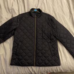 Dark men’s Barbour coat 
Size L 
Hardly worn 
Perfect condition