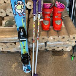 Gebraucht
Schuhe Gr. 29
Ski 90cm