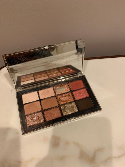 Buy & Sell South East London Kennington - South East London - Photos for NARS eyeshadow platte