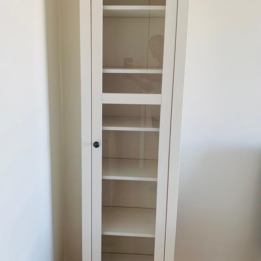 Ikea Hemnes Vitrine schmal weiss in 6861 Gemeinde Alberschwende für 85,00 € zum Verkauf