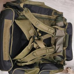 BARGAIN Saber 90 ltr rucksack only used for a weeks session NO OFFERS 