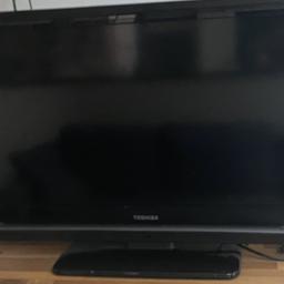 Used but in good condition. Fully working tv.
Model: 32RV635D