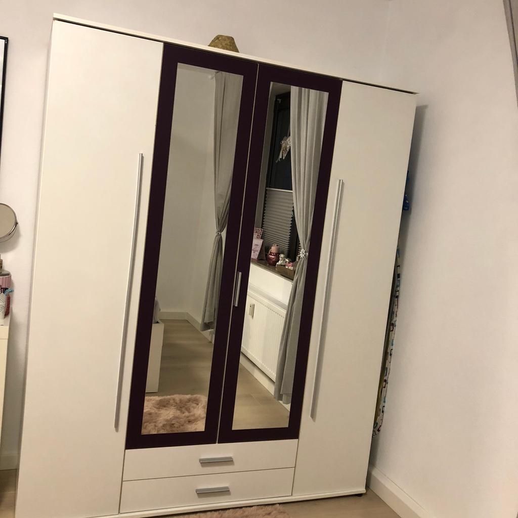 Poco Kleiderschrank Spiegel in 46242 Bottrop für 50,00 € zum Verkauf