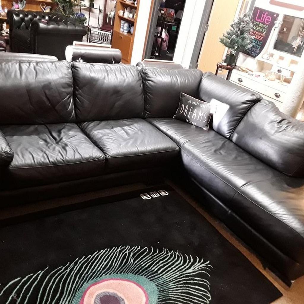 Black leather corner suite in SK15 Stalybridge für 295,00 £ zum Verkauf