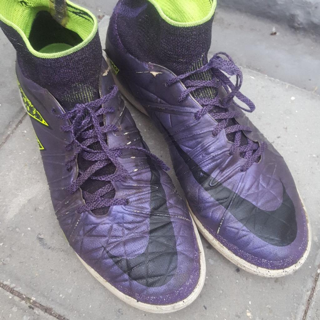 Purple hypervenoms with store sock