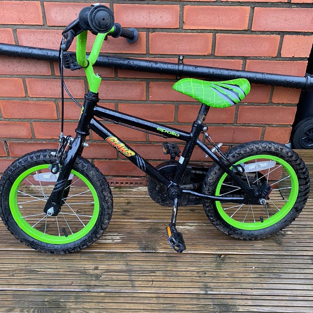 Apollo claws kids bike 14inch wheel in Stockport f??r 20,00 ?? zum