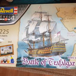 complete kit, everything is there to build the HMS Victory, battle of Trafalgar