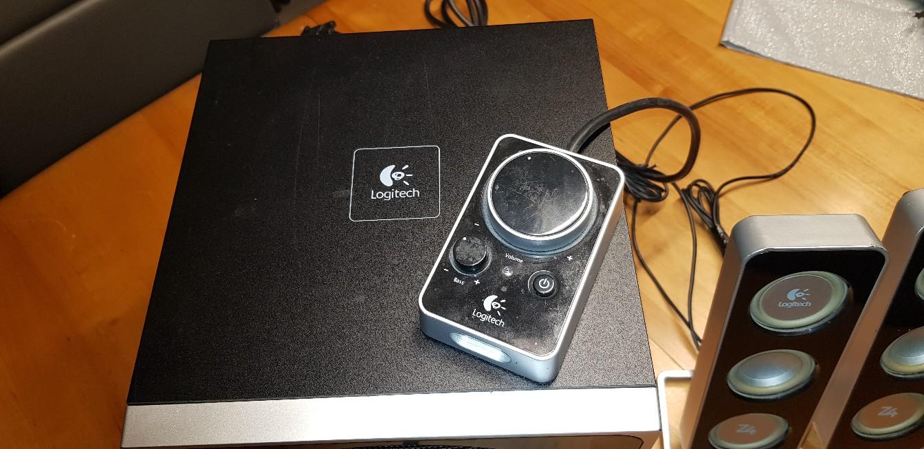 Logitech Z4 PC Lautsprecher System Subwoofer in 66976 Rodalben für € 45 ...