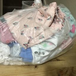 6-9 month
9-12 months

Baby girl clothes bundle clean and in good condition hardly used collection only