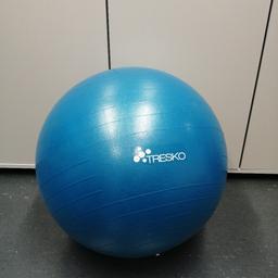 Gymnastikball, ganz neu, leider zu klein für mich (181cm),deshalb günstig abzugeben. Mit Pumpe, originalverpackt. 