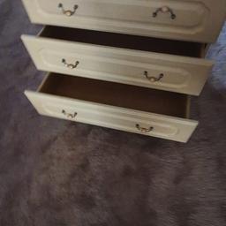 700x780x450 HxWxD (for double chest of drawers measurement).
Birch wood, double chest of drawers and one single chest of drawers.
In good condition.
Has a glass top protector on each set of drawers.  
There are two sets of double drawers and a single. Can be sold as a set or separately. 
£25 for one set of chest of double drawers. £50 for the whole set.
Pick up only from B70, West Bromwich area.
