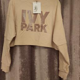 Ladies Ivy Park Nude Pink Crop Jumper Size M.

Condition is brand "New with tags". Was £45

Comes from smoke and pet free home.

Pick up Everton L6 area.