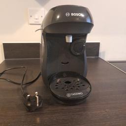 Black Bosch tassimo coffee machine in very good condition as hardly used, also have some coffee pods available that I can include. Collection only from Penge SE20.