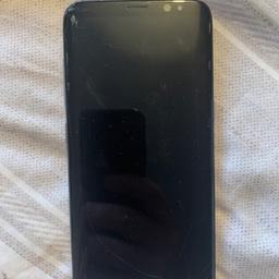Samsung galaxy S8
Cracked screen
Comes with original box with charger and headphones included.